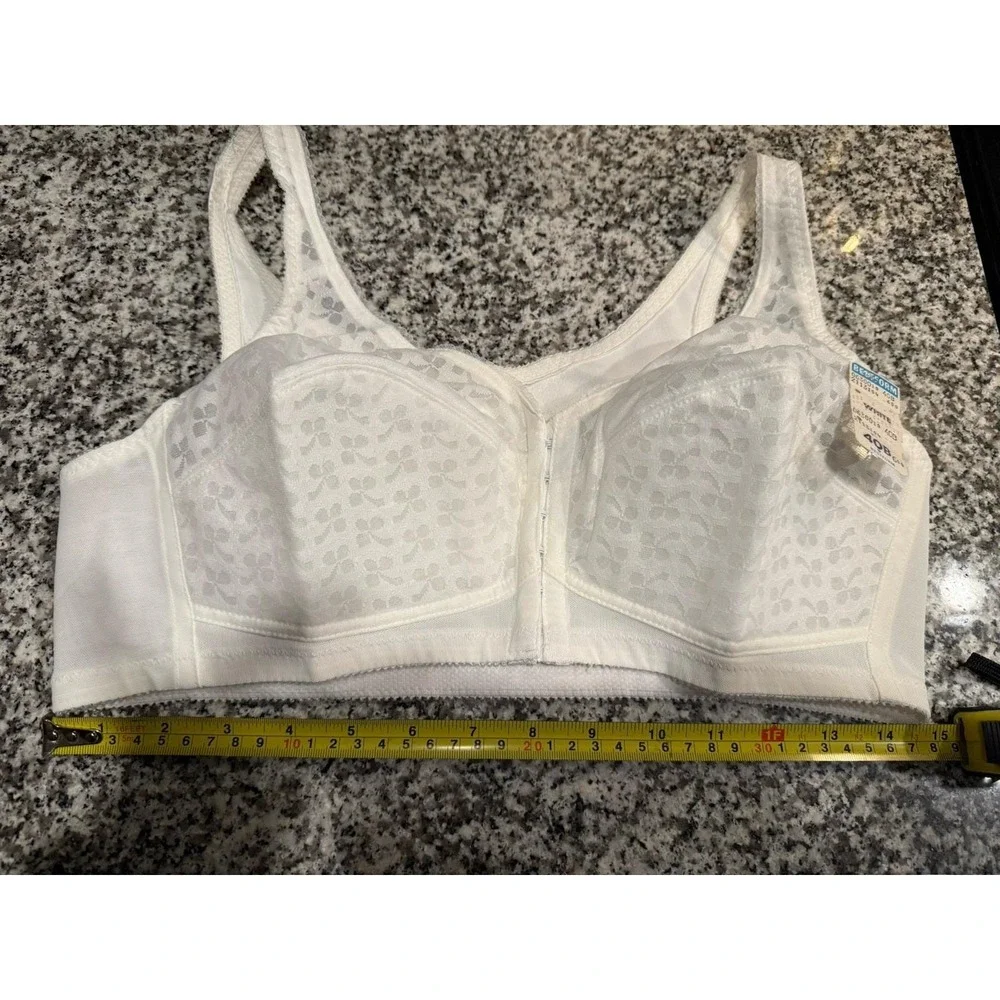 Vintage Bestform Women's 40B Beauty Collection Bra Style# 6300 NWT Front Clasp - Picture 2 of 6